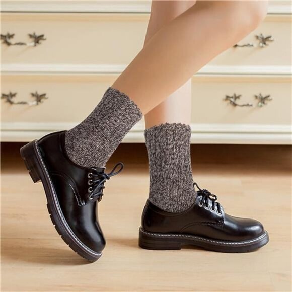 Wool Socks for Women, 5 Pairs of Warm Winter Cozy Thermal Thick Socks Gifts - Picture 6 of 8